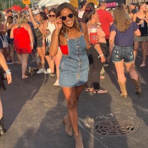 Meet your Seller 🧡💙